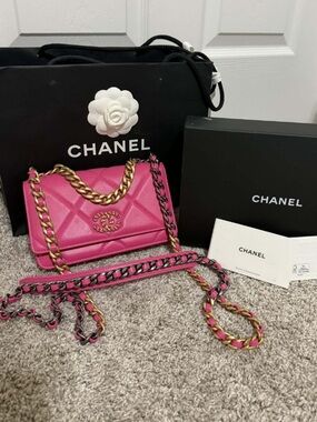 CHANEL Pink Lambskin 19 Wallet-On-Chain with Gold & Black Chain
